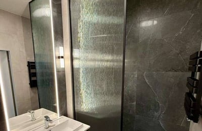 Alquiler de un elegante apartamento amueblado de 3 habitaciones, 60 m², Mokotów, Varsovia, Polonia